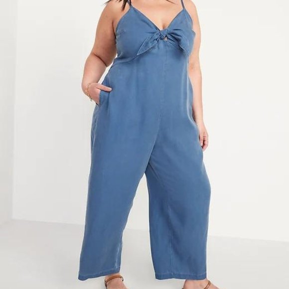 New Old Navy Sleeveless Tie-Front TENCEL™ Lyocell Jumpsuit for Women - Picture 3 of 7